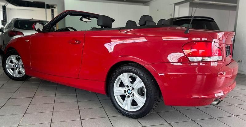 Gebraucht BMW 120 Cabriolet Advantage 177 PS (130 kW) 2010 Rot Cabrio