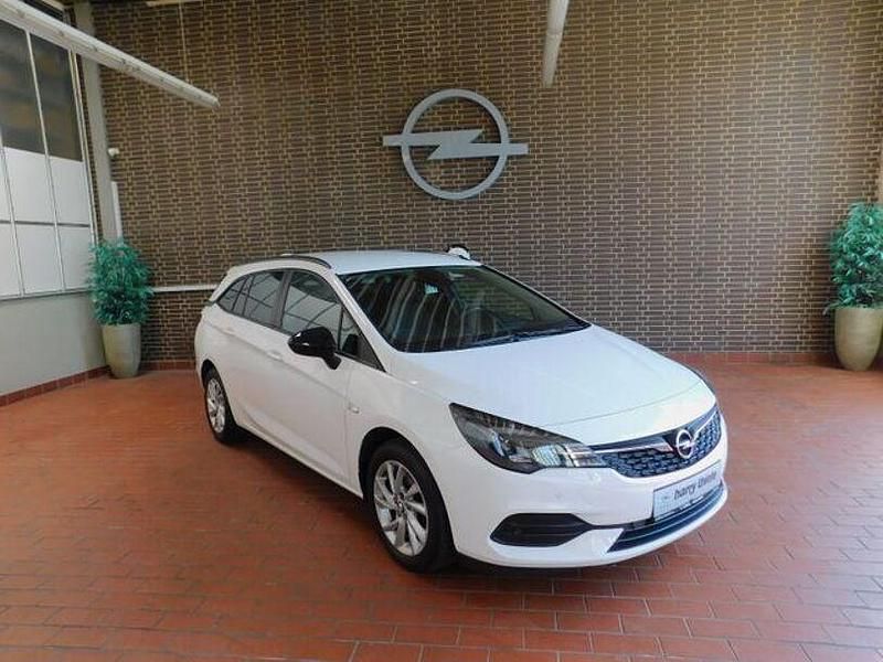 Weiß Gebraucht 2022 Opel Astra Edition Kombi | 15.750 € (Fairer Preis) - Bild 1/4