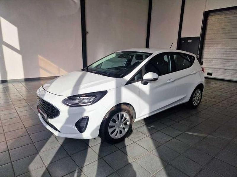 Gebraucht Ford Fiesta Cool & Connect 75 PS (55 kW) 2022 Weiß Kleinwagen