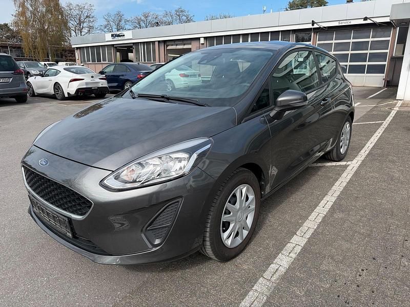 Gebraucht Ford Fiesta Active 101 PS (74 kW) 2018 Grau Kleinwagen