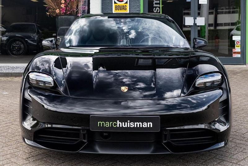 Gebraucht Porsche Taycan Performance Package 280 kW (381 PS) 2022 Schwarz Limousine
