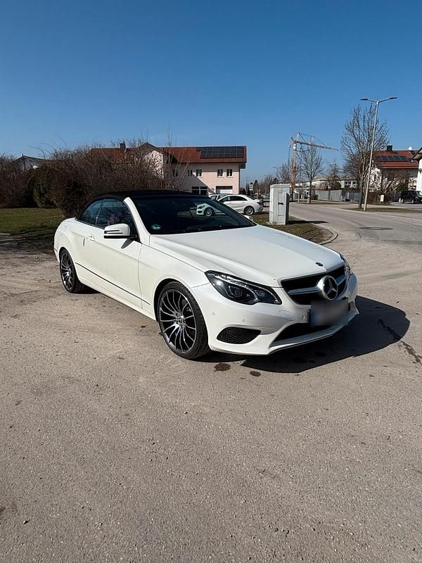 Gebraucht Mercedes E250 211 PS (155 kW) 2014 Weiß Cabrio