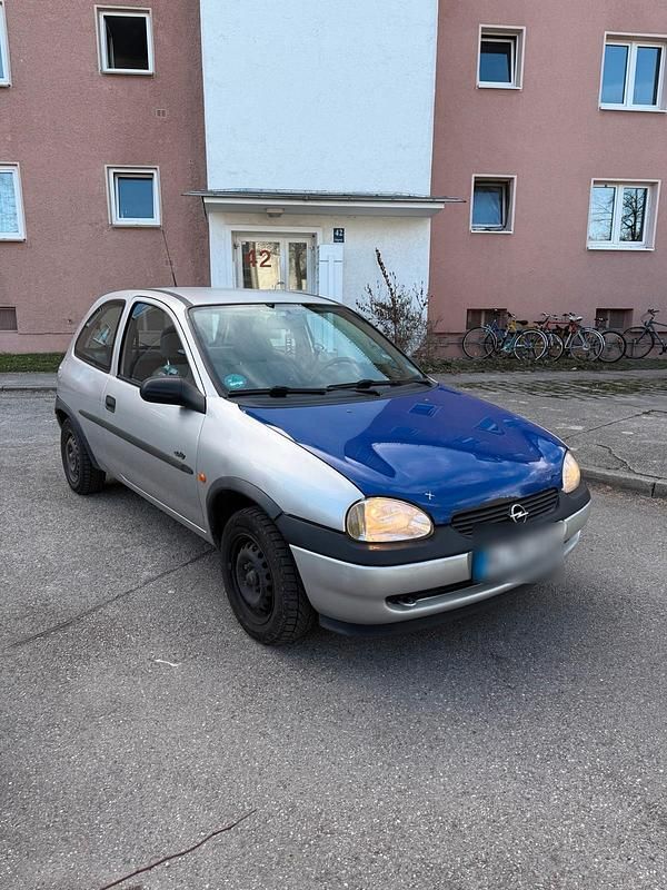 Gebraucht Opel Corsa 90 PS (66 kW) 1997 Silber Kleinwagen