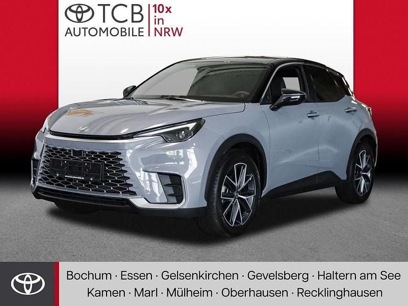 Grau Gebraucht 2024 Lexus LBX SUV | 31.689 € (Guter Preis) - Bild 1/4