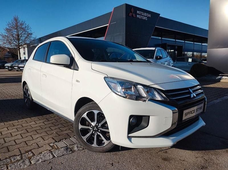 Weiß Gebraucht 2021 Mitsubishi Space Star Select+ Limousine | 11.690 € (Etwas zu teuer) - Bild 1/4