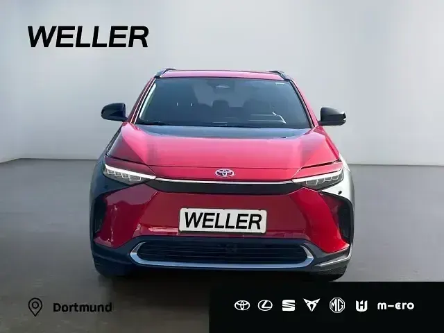 Gebraucht Toyota bZ4X Basis 150 kW (204 PS) 2023 Rot SUV