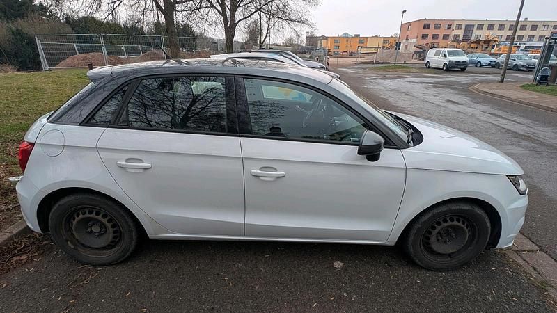 Gebraucht Audi A1 Comfort 90 PS (66 kW) 2016 Kleinwagen