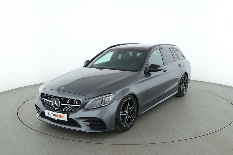 Grau Gebraucht 2020 Mercedes C180 AMG line Kombi | 26.930 € (Guter Preis) - Bild 1/4