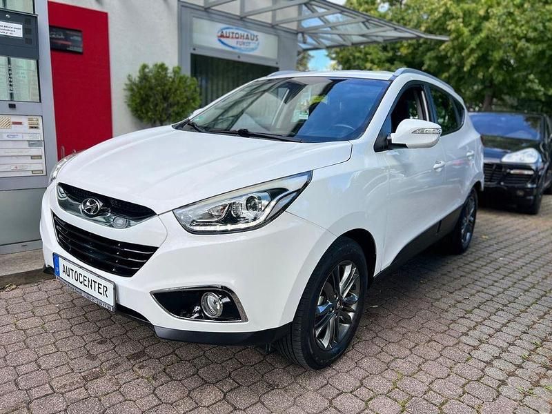 Weiß Gebraucht 2015 Hyundai ix35 Trend SUV | 8.600 € (Fairer Preis) - Bild 1/4
