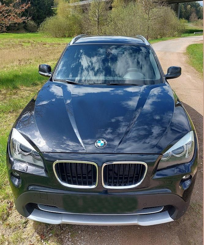 Gebraucht BMW X1 177 PS (130 kW) 2012 Schwarz SUV
