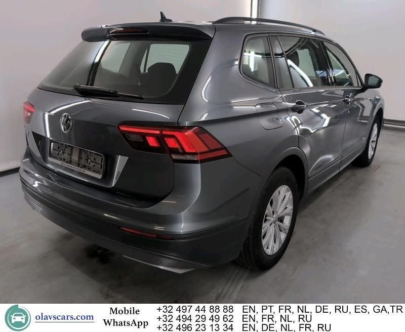Gebraucht VW Tiguan Allspace Trendline 150 PS (110 kW) 2021 Grau SUV