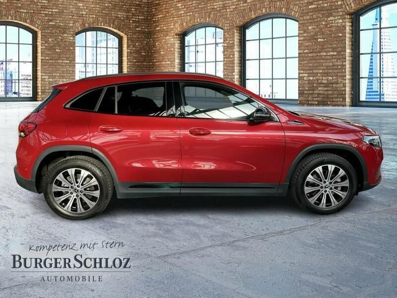 Gebraucht Mercedes EQA300 Night 167 kW (228 PS) 2022 Manufaktur lack manufaktur pat SUV
