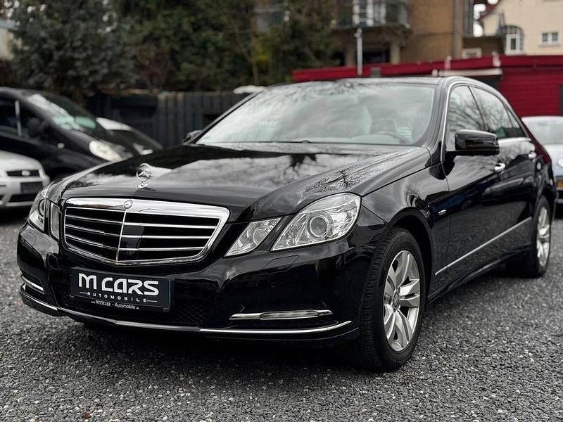 Gebraucht Mercedes E350 292 PS (214 kW) 2010 Schwarz Limousine