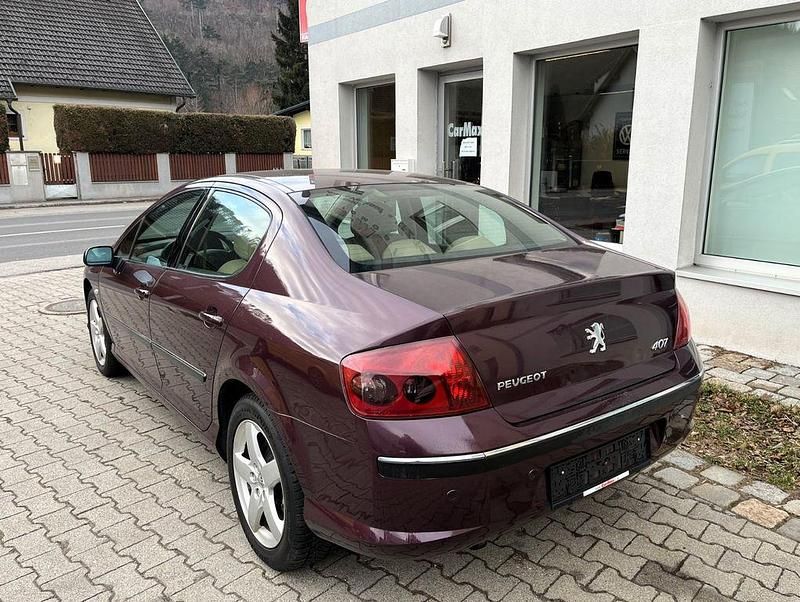 Gebraucht Peugeot 407 Platinum 136 PS (100 kW) 2006 Violett Limousine