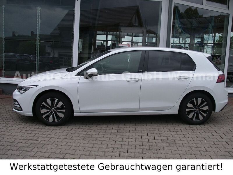 Gebraucht VW Golf VIII Move 150 PS (110 kW) 2023 Weiß Limousine