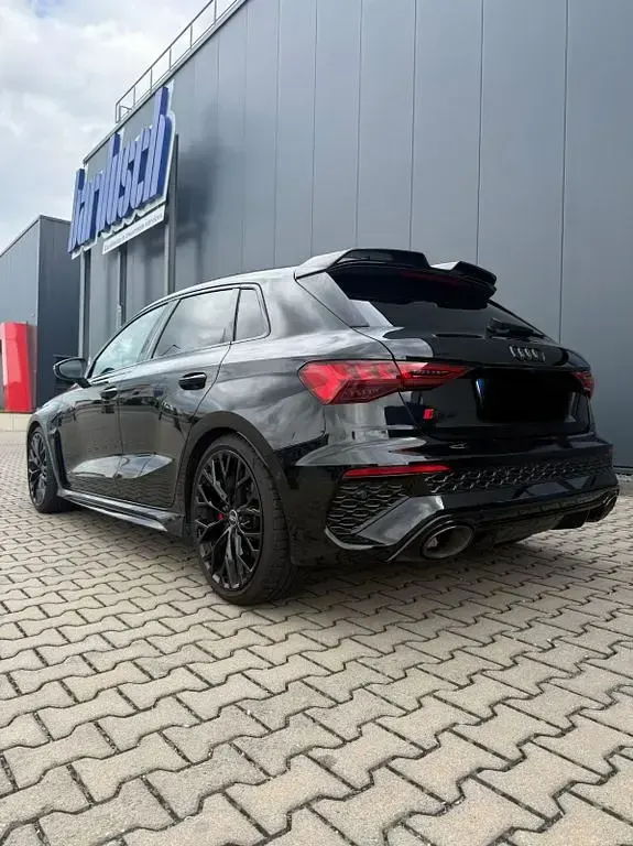 Gebraucht Audi RS3 Sport 400 PS (294 kW) 2022 Schwarz Limousine