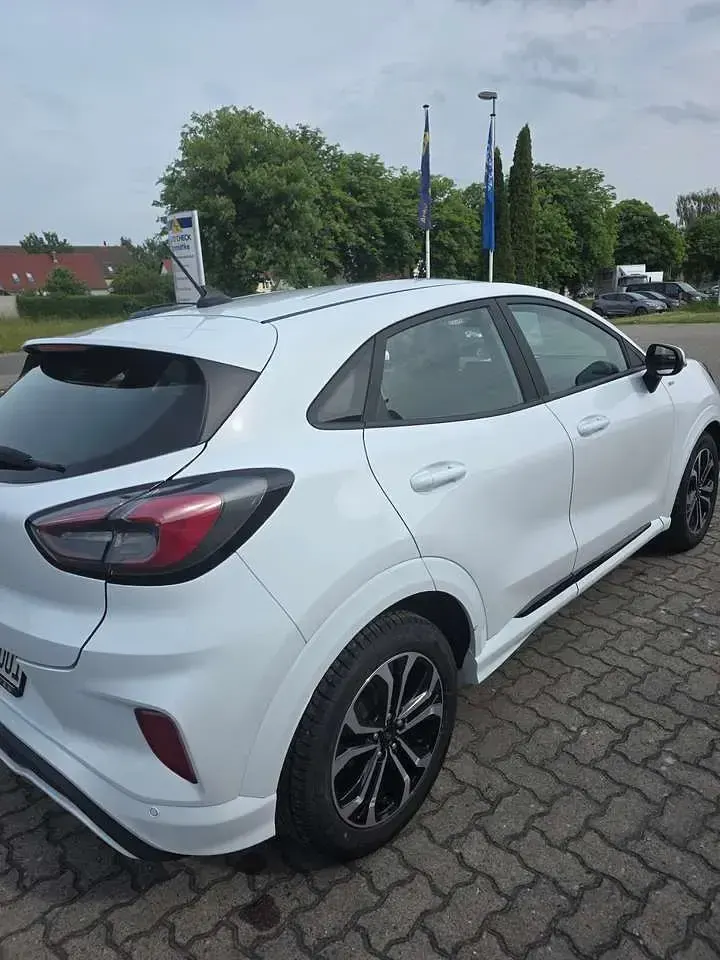 Gebraucht Ford Puma ST-Line 125 PS (91 kW) 2023 Frost weiß SUV