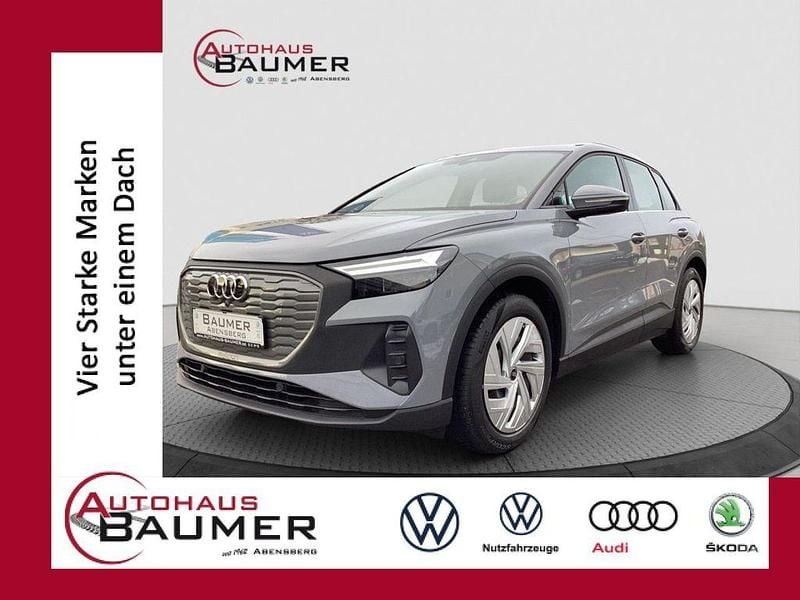 Grau Gebraucht 2022 Audi Q4 e-tron SUV | 23.900 € (Guter Preis) - Bild 1/4