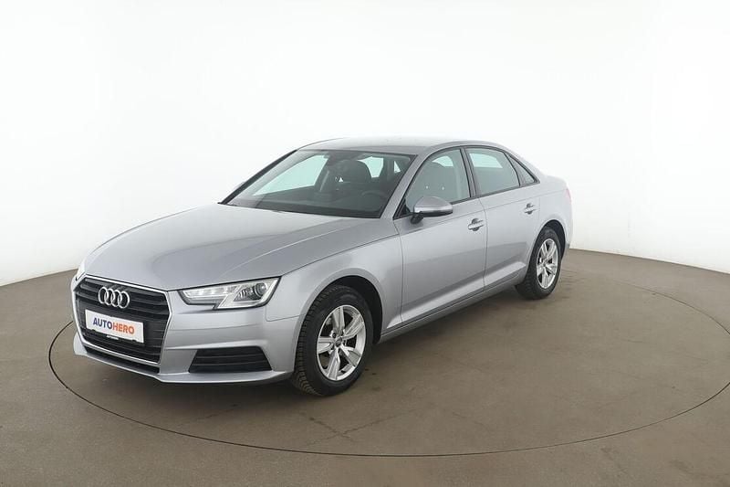 Second-hand Audi A4 150 CP (110 kW) 2016 Argintiu Berlinǎ