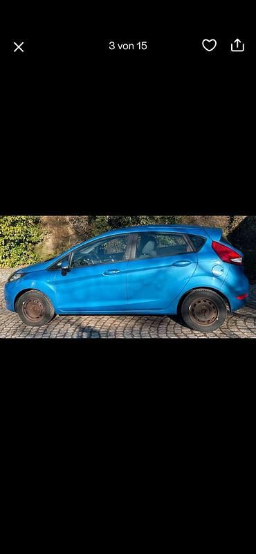 Gebraucht Ford Fiesta 82 PS (60 kW) 2012 Blau Kleinwagen