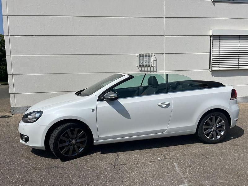 Weiß Gebraucht 2015 VW Golf Cabriolet Karmann Cabrio | 15.300 € (Teuer) - Bild 1/4