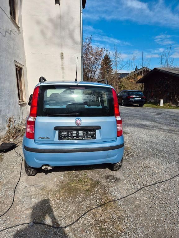 Gebraucht Fiat Panda 60 PS (44 kW) 2009 Blau Kleinwagen