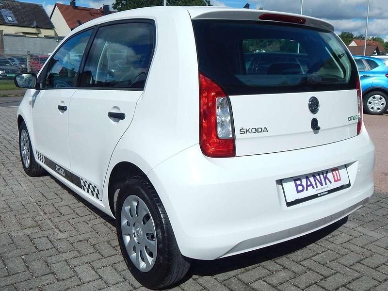 Gebraucht Skoda Citigo Active 68 PS (50 kW) 2014 Candyweiss Kleinwagen