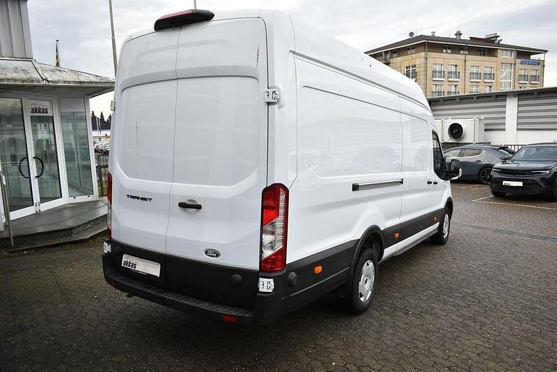 Gebraucht Ford Transit Trend 280 PS (205 kW) 2025 Frostweiß Van / Kleinbus