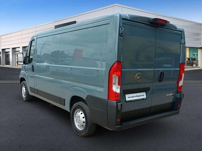 Gebraucht Opel Movano 140 PS (102 kW) 2024 Tauben grau Van