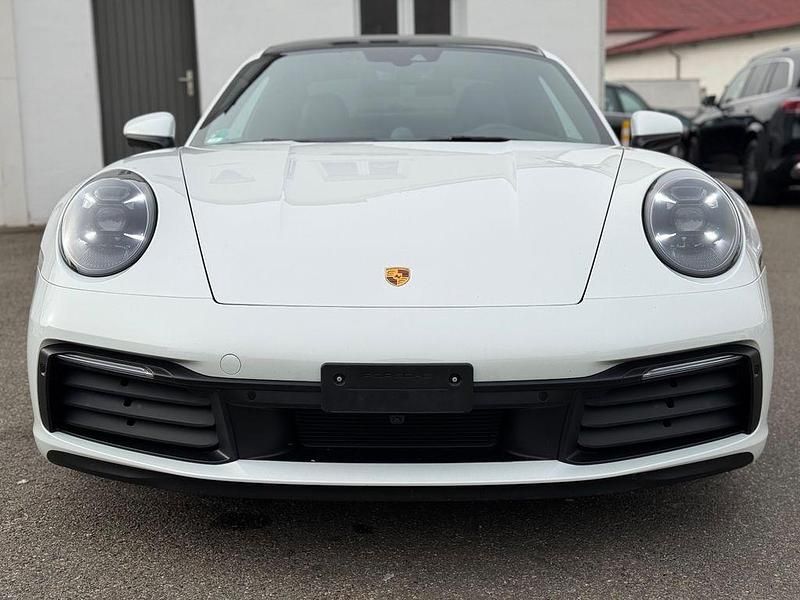 Weiß Gebraucht 2021 Porsche 911 Carrera 4S Chrono Coupé | 127.900 € - Bild 1/4