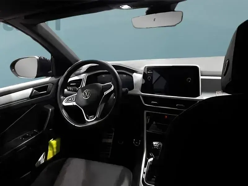 Gebraucht VW T-Roc 116 PS (85 kW) 2025 Schwarz SUV