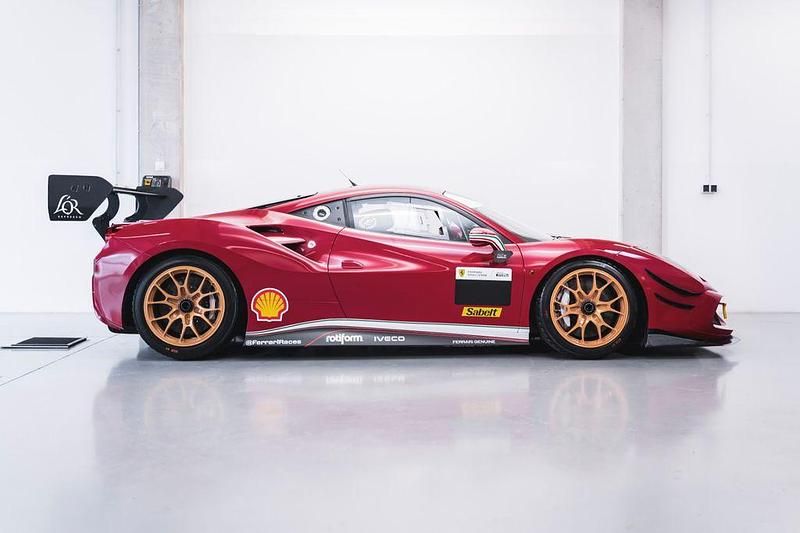 Gebraucht Ferrari 488 669 PS (492 kW) 2018 Weiß
