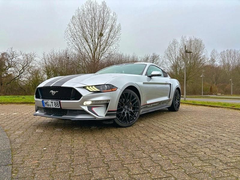 Grau Gebraucht 2018 Ford Mustang Coupé | 25.000 € (Guter Preis) - Bild 1/4