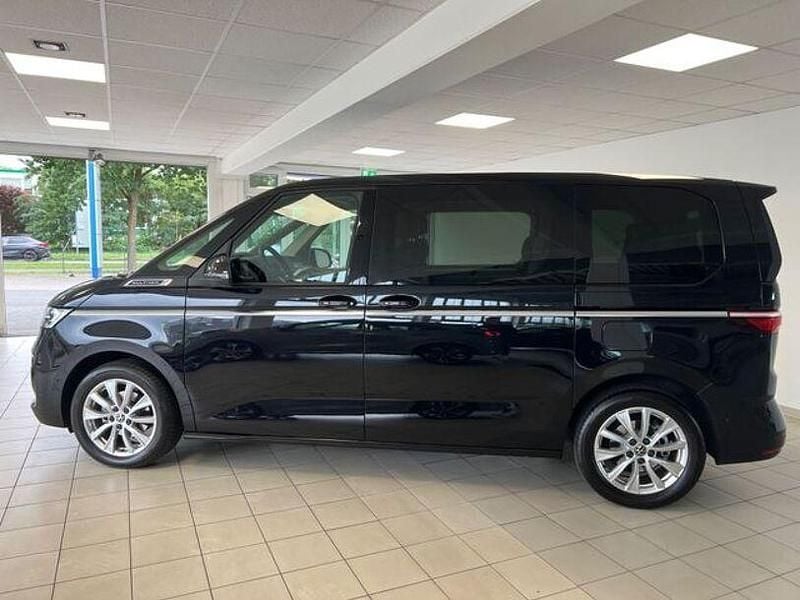 Gebraucht VW T7 Style 150 PS (110 kW) 2024 Schwarz Van