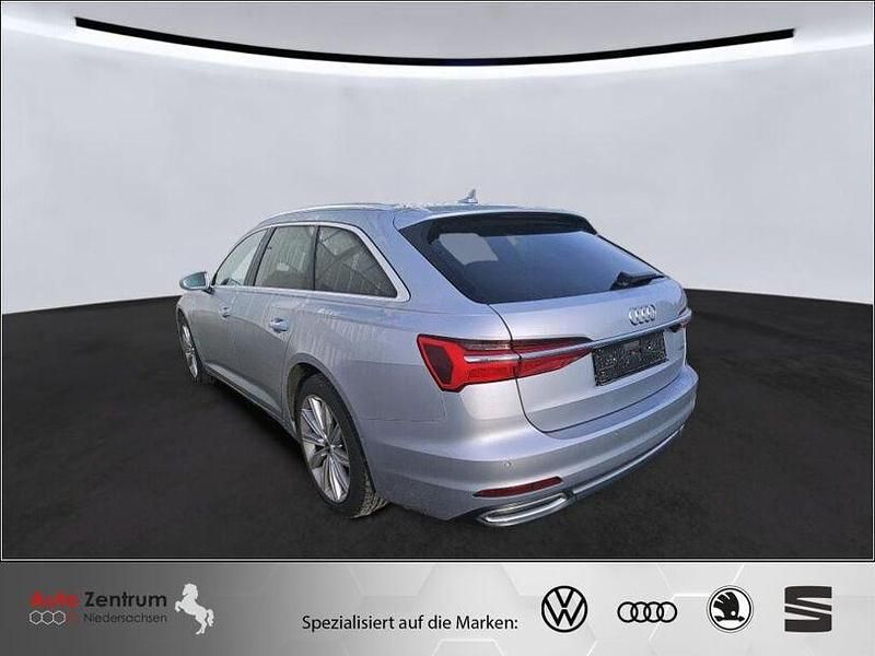 Gebraucht Audi A6 Design 204 PS (150 kW) 2022 Floret silver metallic Kombi