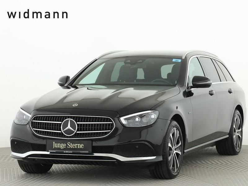 Unilack schwarz Gebraucht 2021 Mercedes E300 Kombi | 33.850 € (Superpreis) - Bild 1/4