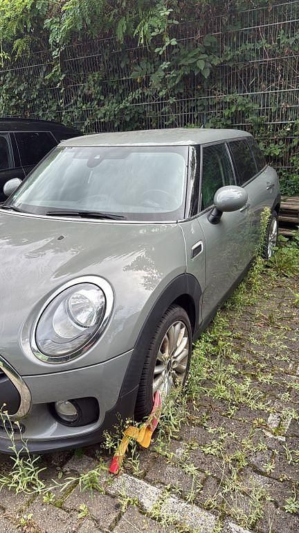 Grau Gebraucht 2019 Mini Cooper D Clubman Kombi | 10.500 € - Bild 1/4