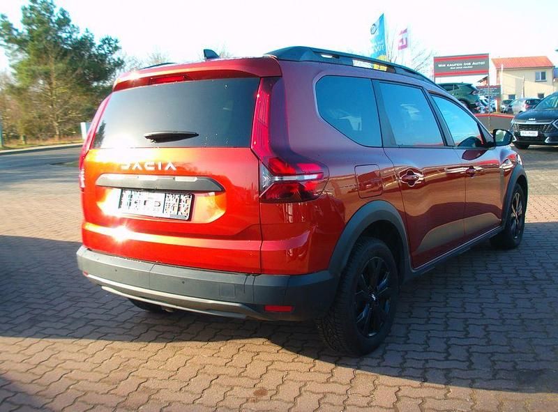 Gebraucht Dacia Jogger Extreme 110 PS (80 kW) 2023 Braun Van / Kleinbus