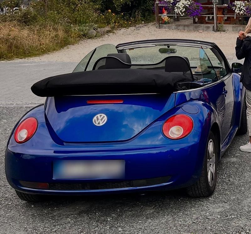 Gebraucht VW New Beetle Cabriolet 105 PS (77 kW) 2007 Blau Cabrio