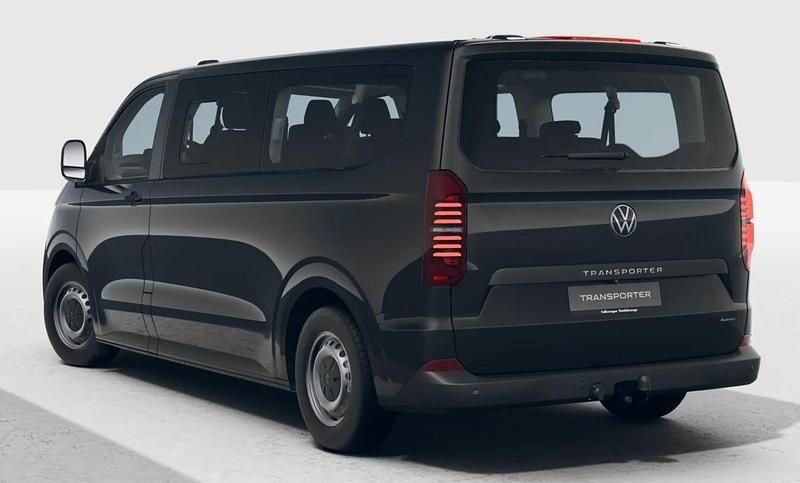 Neu VW T7 150 PS (110 kW) 2025 Schwarz Van