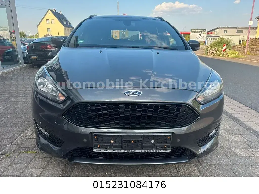 Gebraucht Ford Focus ST-Line 182 PS (133 kW) 2018 Grau Limousine