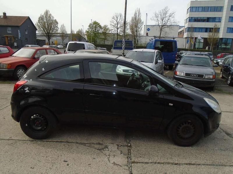 Gebraucht Opel Corsa Cosmo 80 PS (58 kW) 2007 Saphirschwarz mi2 Kleinwagen