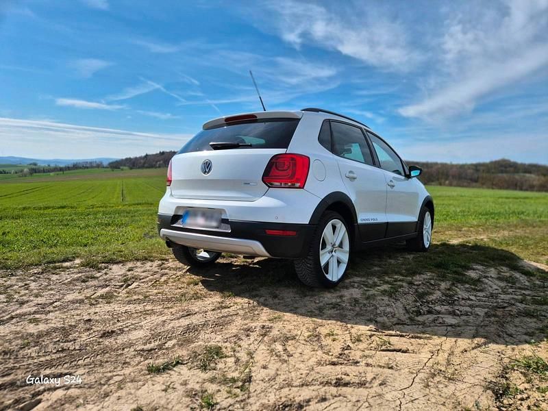 Gebraucht VW Polo Cross 90 PS (66 kW) 2012 Weiß Kleinwagen