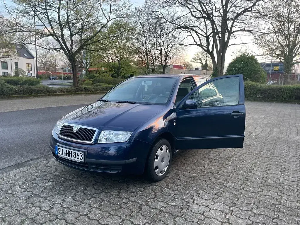 Gebraucht Skoda Fabia Comfort 101 PS (74 kW) 2002 Blau Limousine