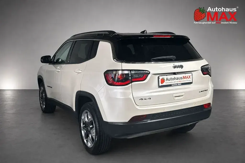 Gebraucht Jeep Compass Limited 140 PS (102 kW) 2017 Arctic SUV