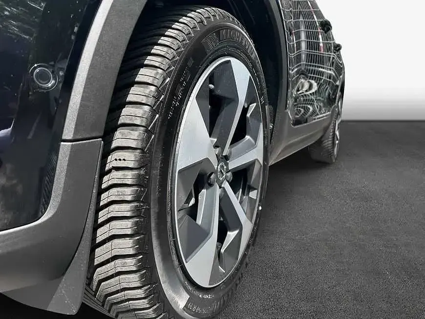 Gebraucht Volvo XC40 120 PS (88 kW) 2025 SUV