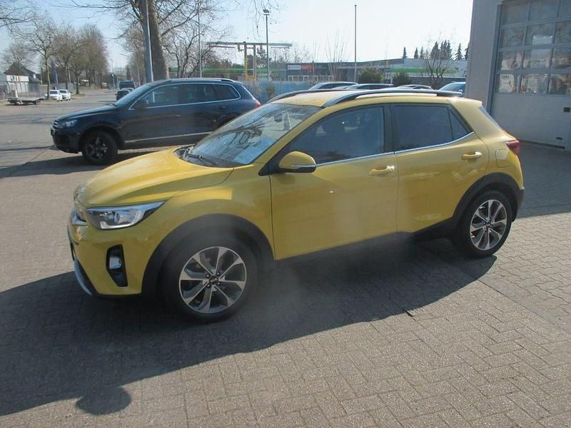 Gebraucht Kia Stonic 99 PS (72 kW) 2019 Gelb SUV