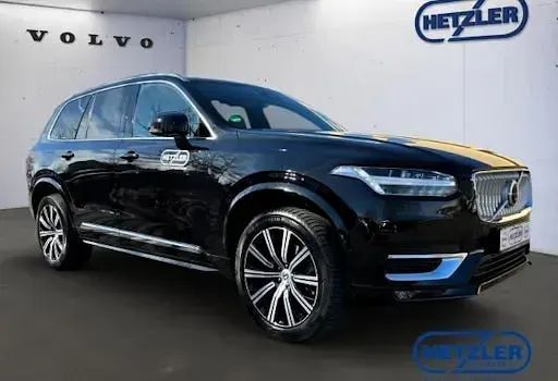 Gebraucht Volvo XC90 Ultimate 235 PS (172 kW) 2024 Onyx black / metallic SUV