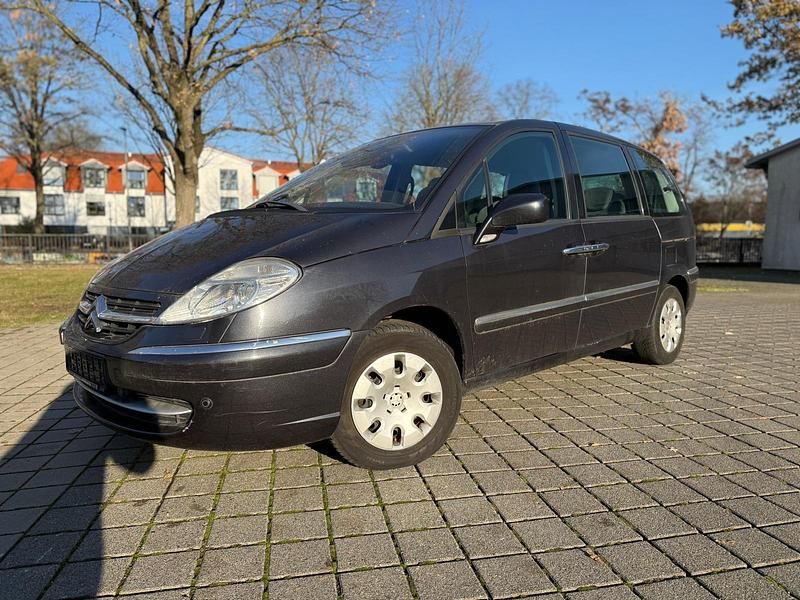 Grau Gebraucht 2009 Citroën C8 Van / Kleinbus | 3.200 € (Fairer Preis) - Bild 1/4