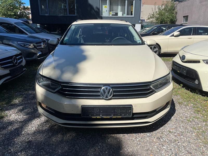 Gebraucht VW Passat 150 PS (110 kW) 2016 Beige Limousine